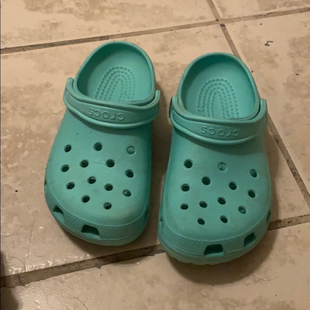 Women’s crocs